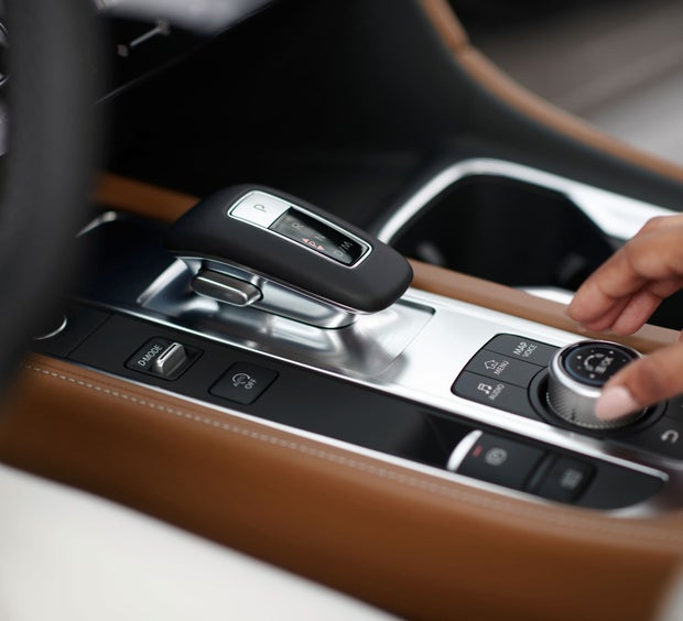 2023 INFINITI QX60 Key Features - Wireless Apple CarPlay® integration | Daytona INFINITI in Daytona Beach FL